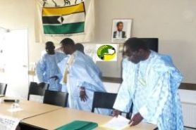 Samba Thiam à son arrivée dans la salle des conférences.